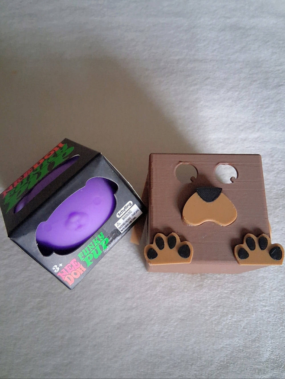 Nee Doh Funky Pup & 3D Printed Holder (nice cube NOT included)